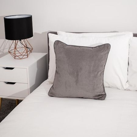 Trinity Apartments Stratford Upon Avon Esterno foto